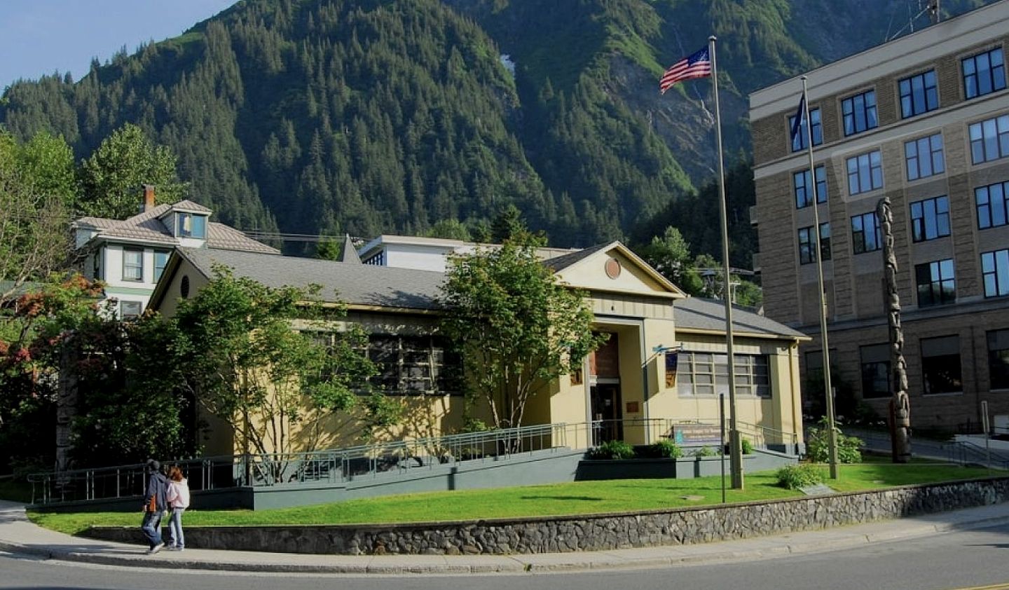 Inviting Alaska Apartment with Mountain Views & Easy Trail Access near Downtown Juneau