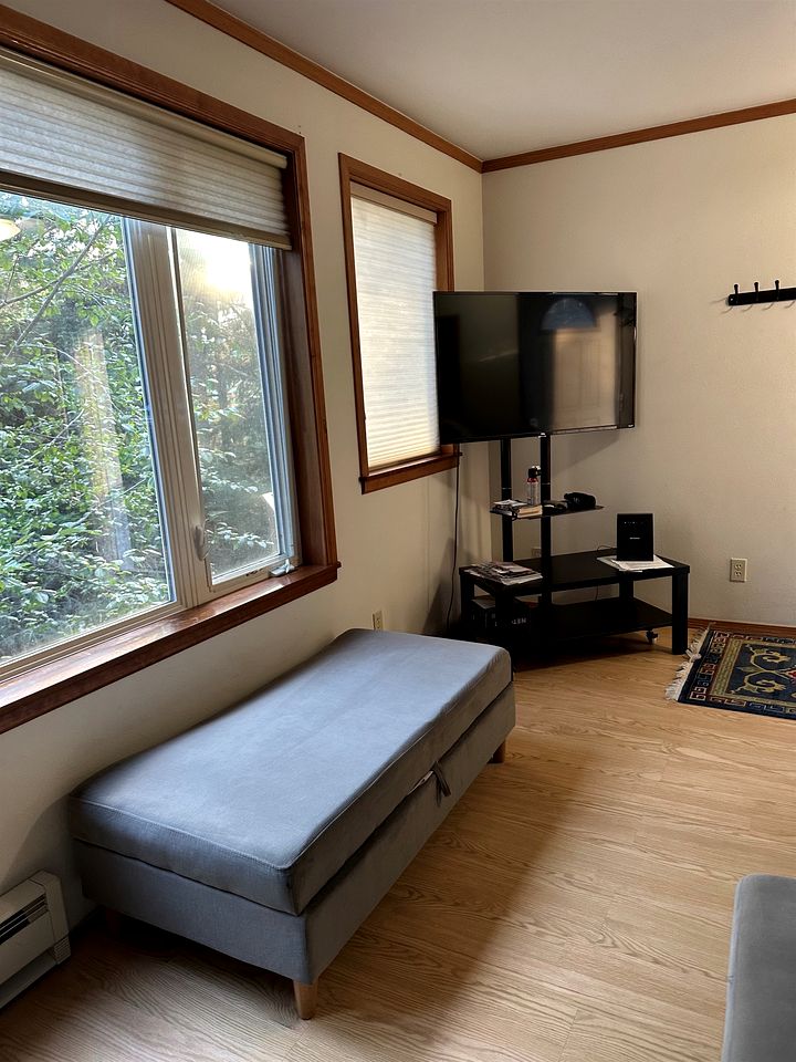 Inviting Alaska Apartment with Mountain Views & Easy Trail Access near Downtown Juneau