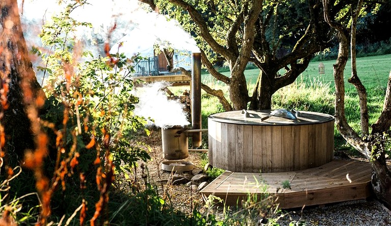 Yurts (Slane, County Meath, Ireland)