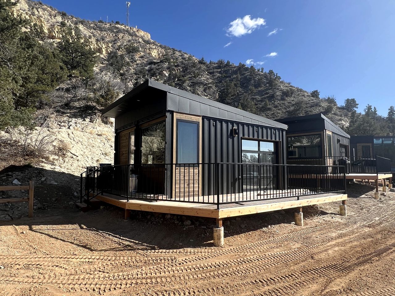 Tranquil Secluded Tiny House with Shared Pool in Orderville, Utah