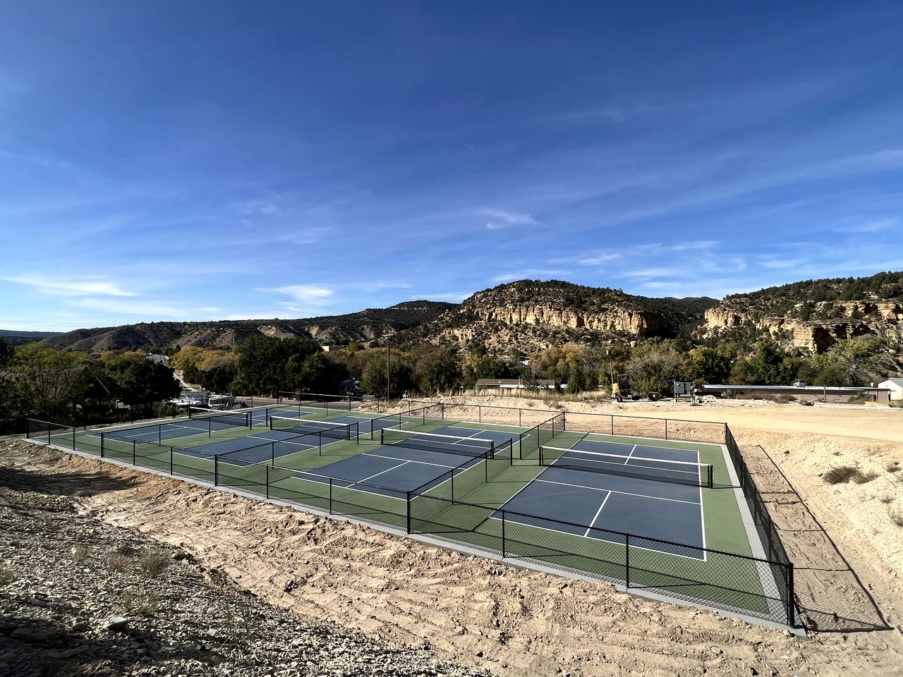Tranquil Secluded Tiny House with Shared Pool in Orderville, Utah