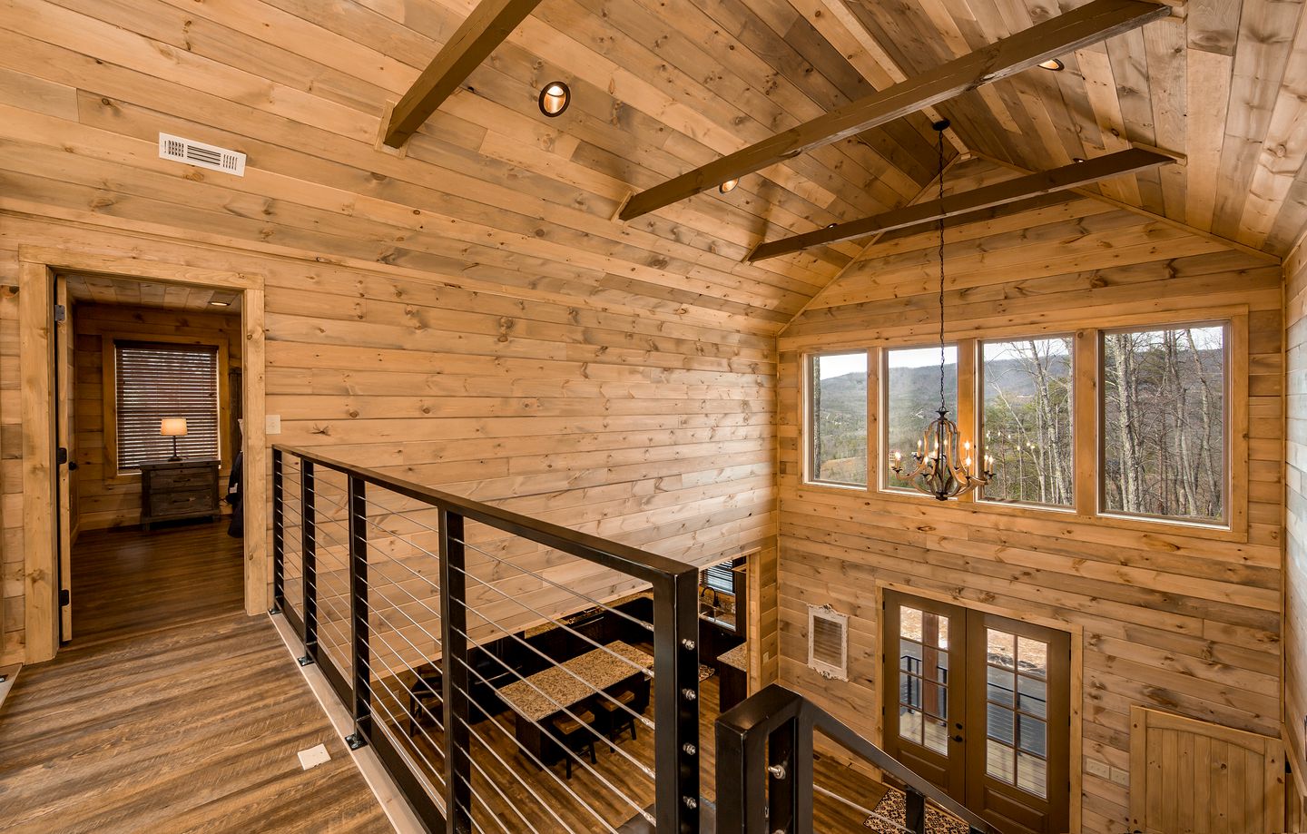 Mountain Elegance: Luxury Cabin with Stunning Views in Sevierville's Premier Location