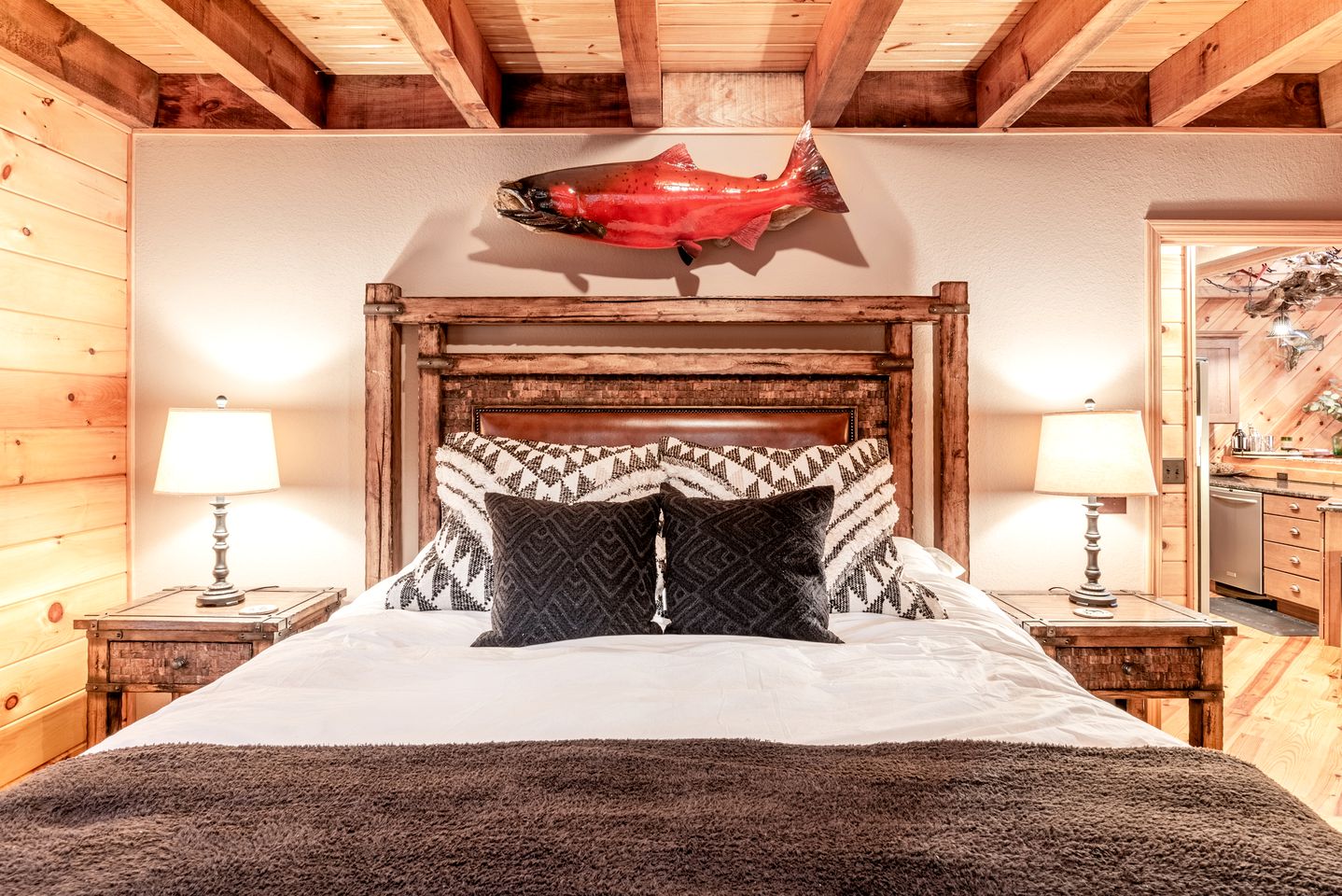 Unplug & Unwind: Glamping Getaway on Watauga Lake, Tennessee