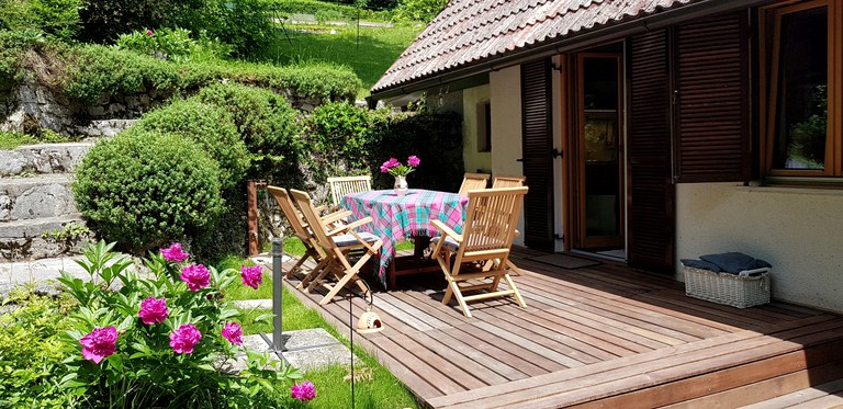 Cottages (Iška, Inner Carniola-Karst, Slovenia)