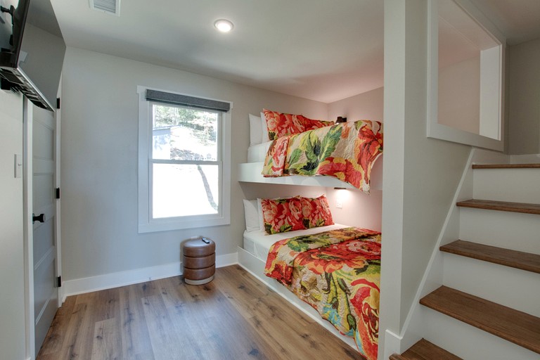 Cabins (United States of America, Scottsboro, Alabama)