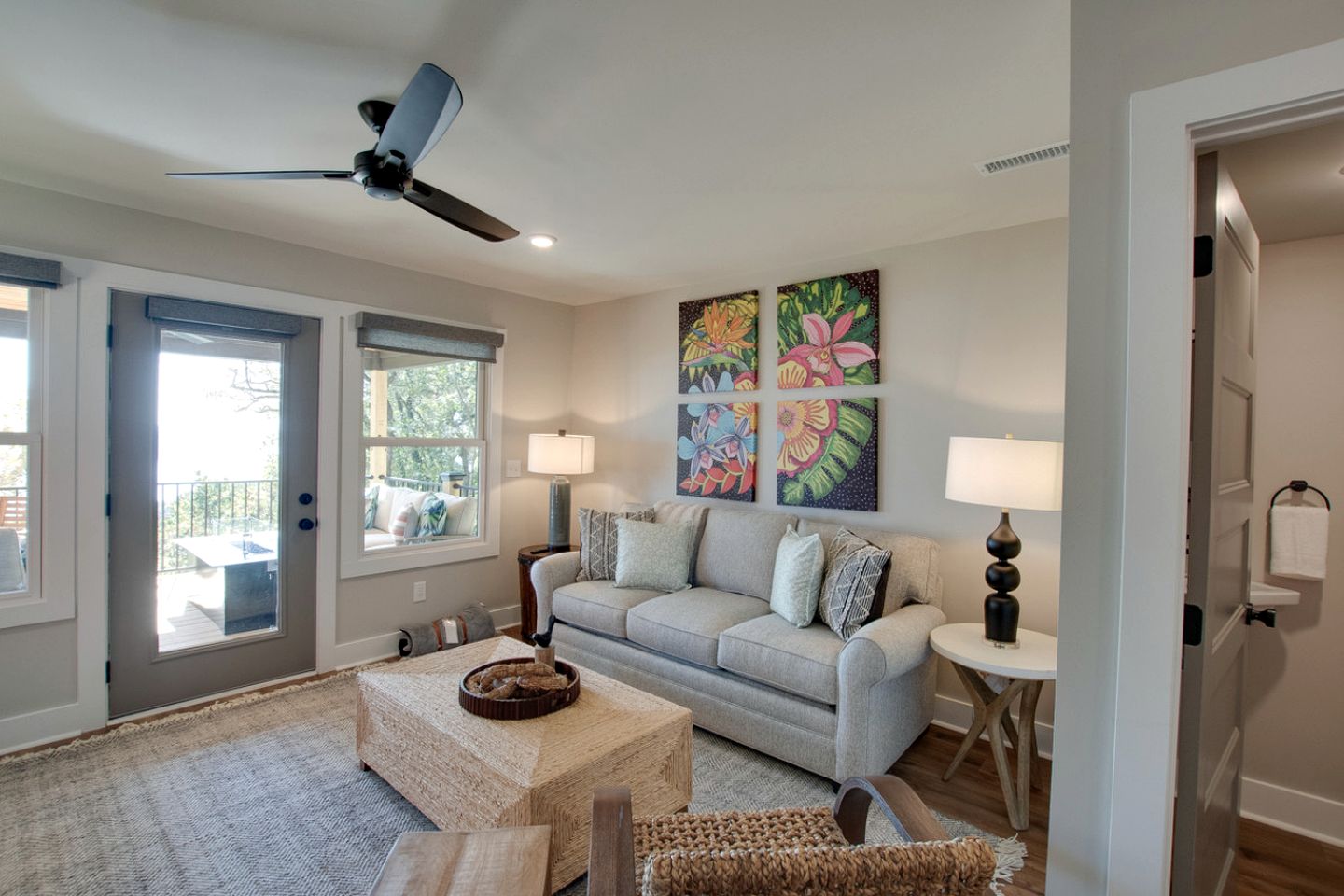 Magical Family Cabin with Breathtaking Beauty and Modern Interior in Alabama