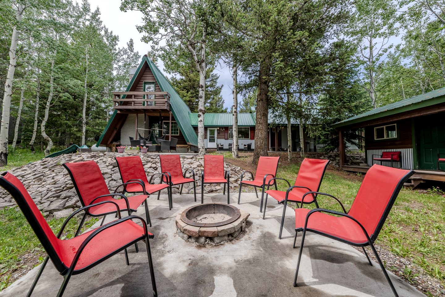 Charming Wooded Cabin with Fire Pit & Bunkhouse Near Yellowstone, Island Park, ID