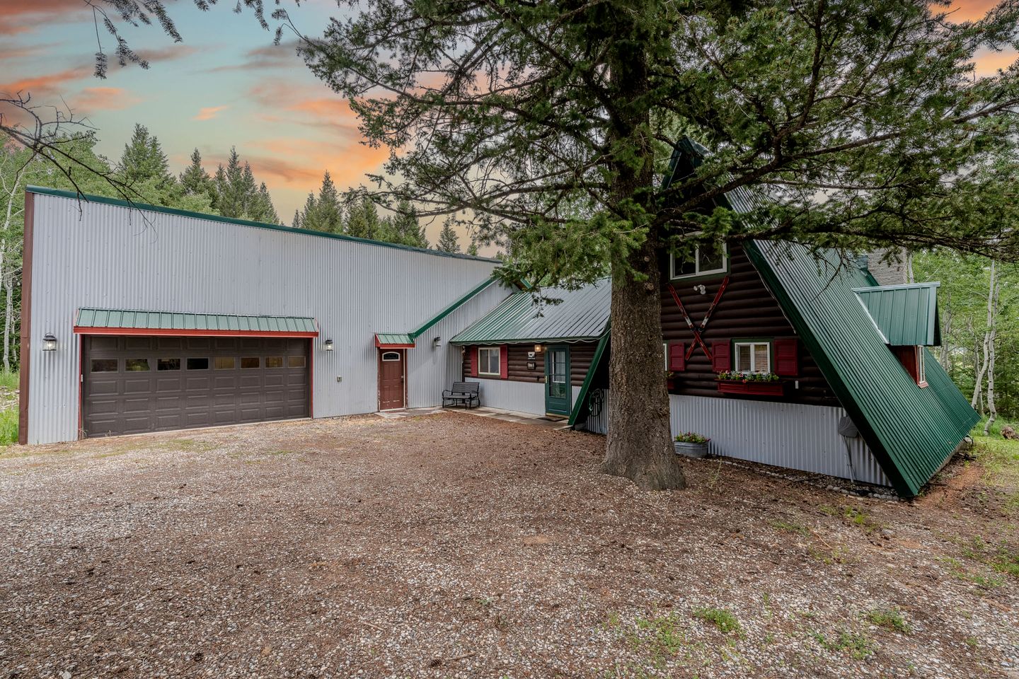 Charming Wooded Cabin with Fire Pit & Bunkhouse Near Yellowstone, Island Park, ID