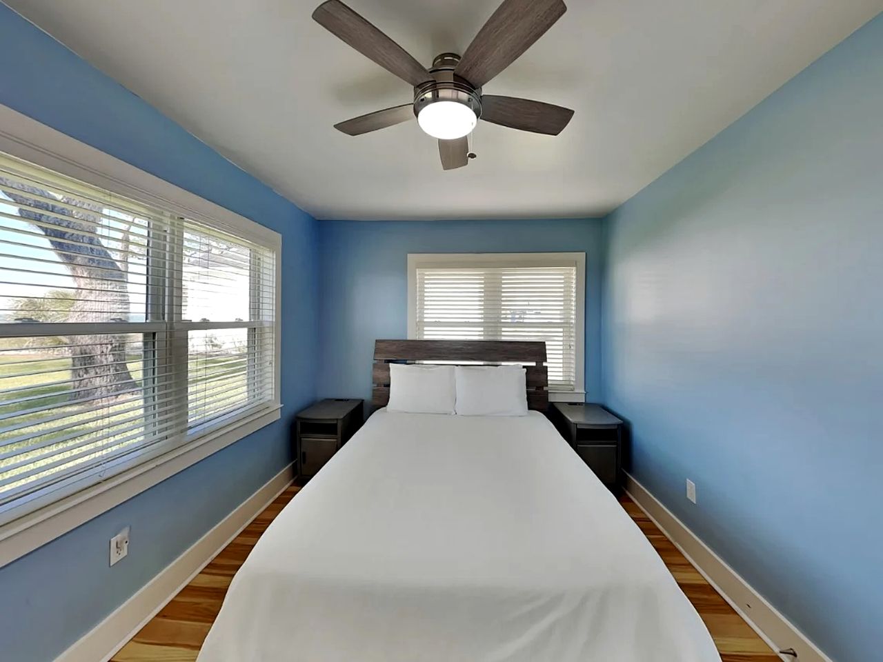 Scenic Bayfront Vacation Home with Private Fishing Pier near Fulton in Rockport, Texas