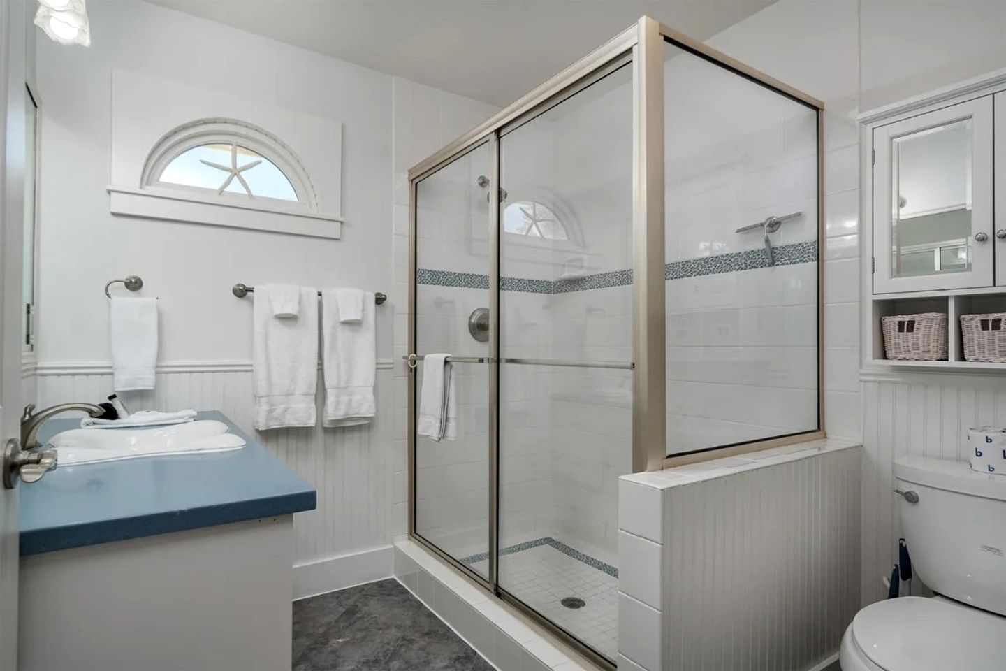 Scenic Bayfront Vacation Home with Private Fishing Pier near Fulton in Rockport, Texas