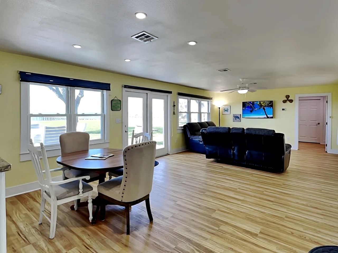 Scenic Bayfront Vacation Home with Private Fishing Pier near Fulton in Rockport, Texas