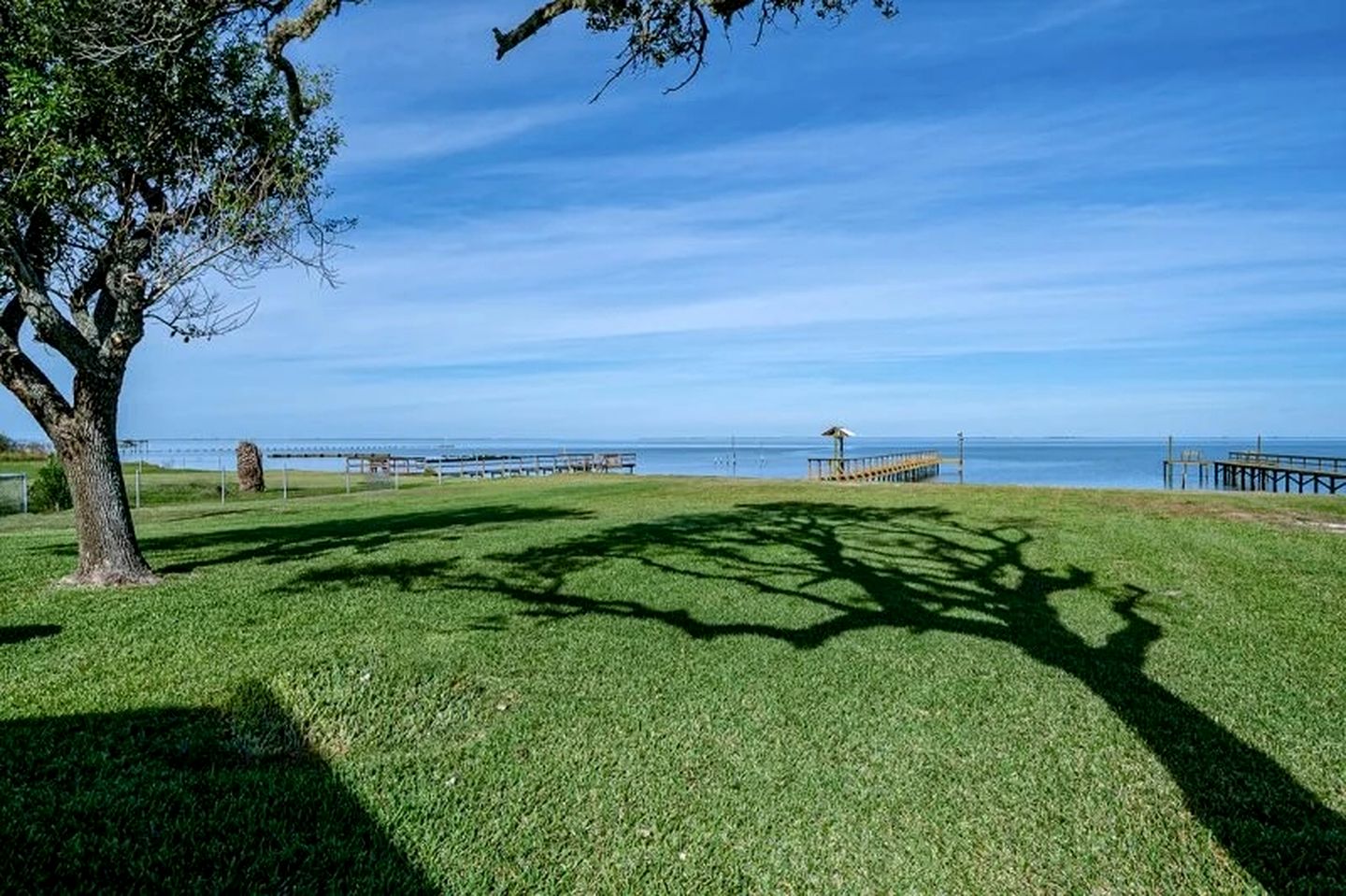 Scenic Bayfront Vacation Home with Private Fishing Pier near Fulton in Rockport, Texas