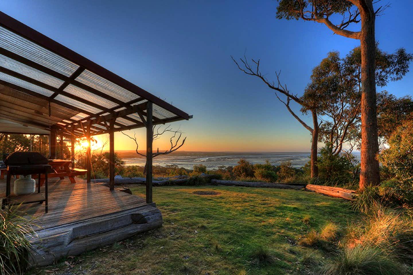Cottage in Smithton for Weekend Getaway in Tasmania