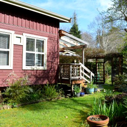 Cabin Rental near Chesterman Beach, Tofino
