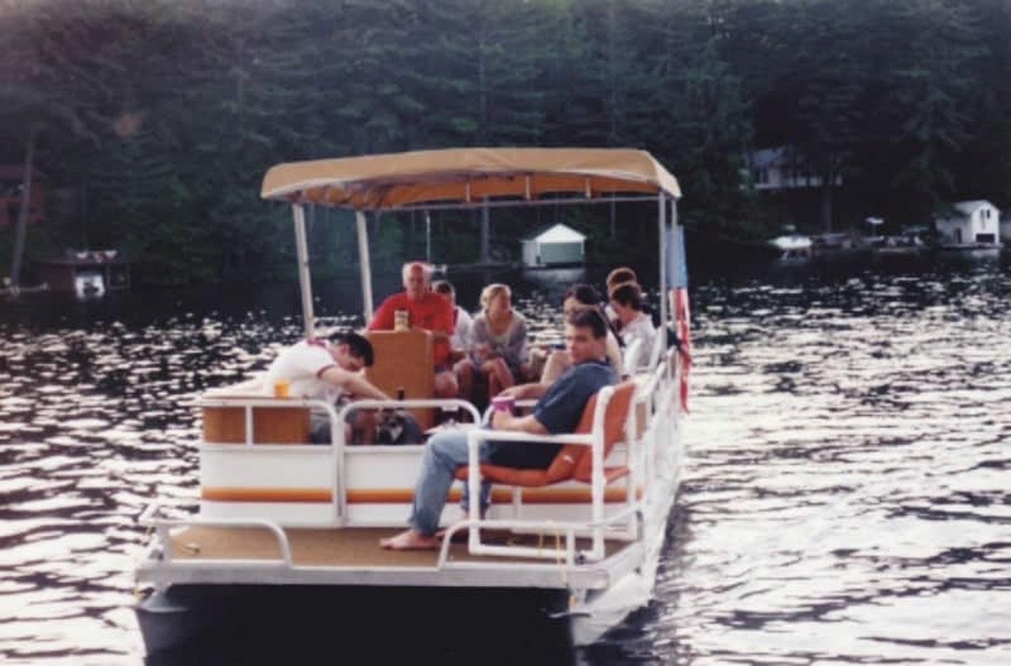 Cozy Spacious Cottage on Private Island for an Unforgettable Family Adventure on Brantingham Lake, New York