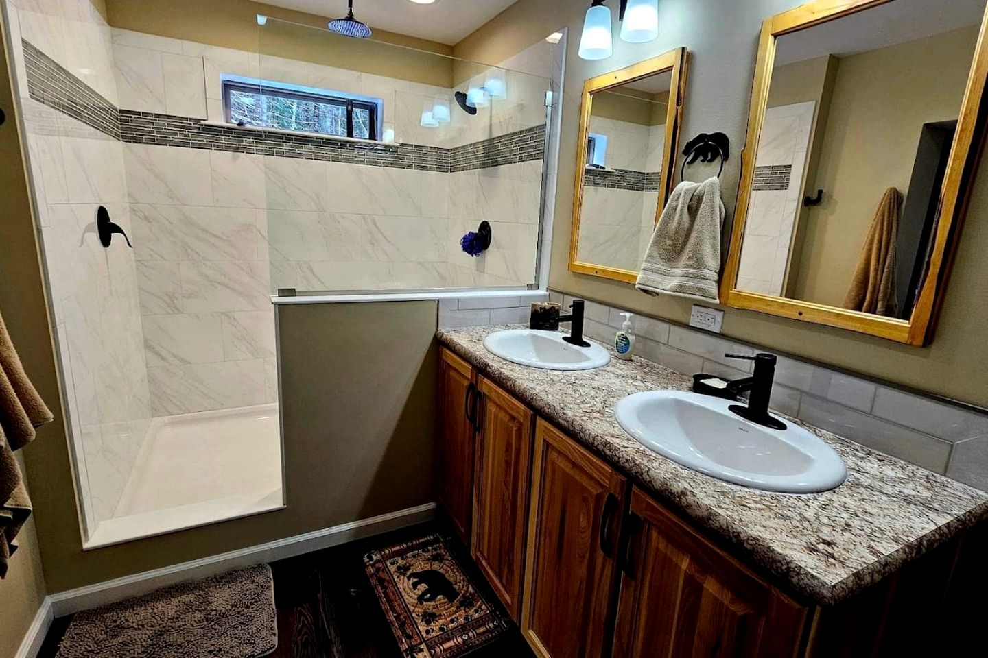 Isolated Cabin with Fire Pit  Ideal for Nature Lovers in Maine