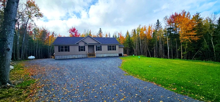 Cabins (United States of America, Greenville, Maine)
