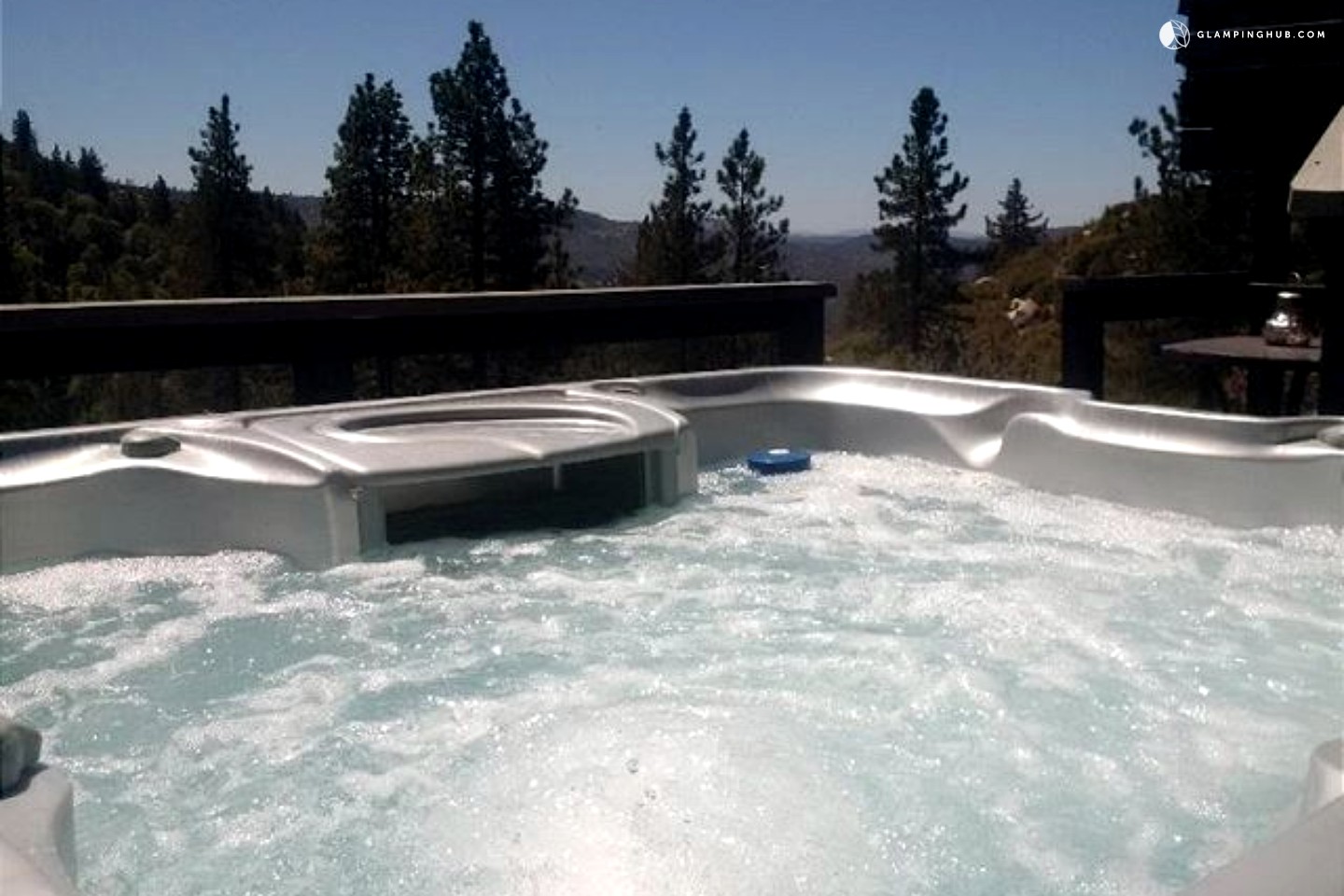 Cabin Rental with a Hot Tub near Hemet, California