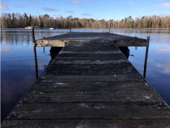 Cabins (Minocqua, Wisconsin, United States)