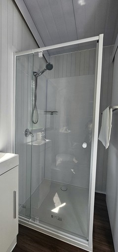 Tiny Houses (Australia, Samford Valley, Queensland)