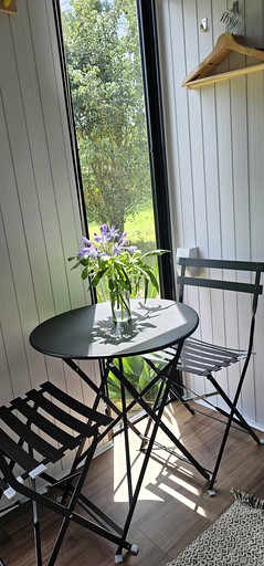 Tiny Houses (Australia, Samford Valley, Queensland)