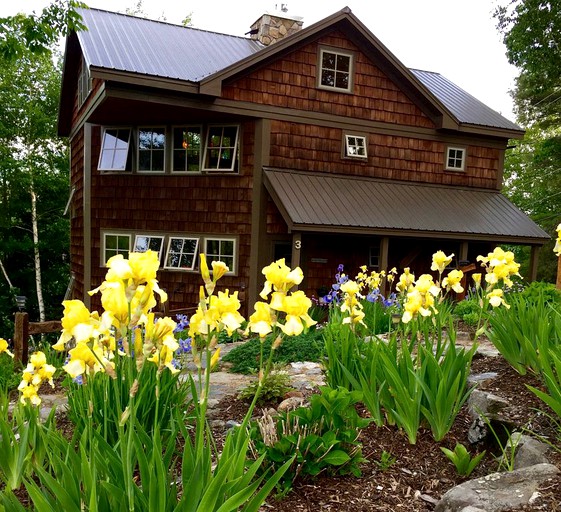 Cabins (Jackson, New Hampshire, United States)