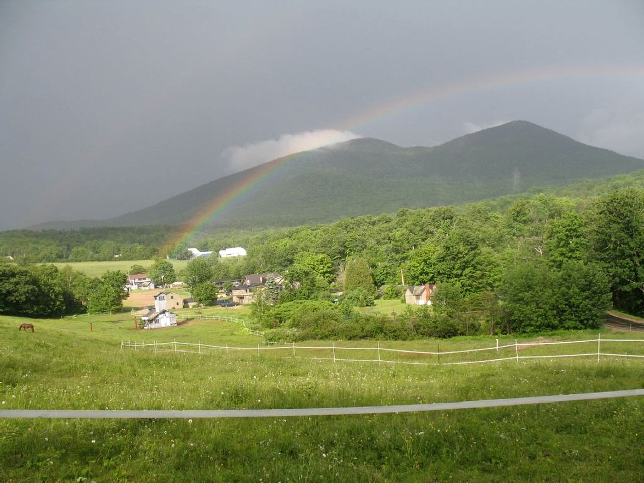 Private Rustic Cabin with Ski-In and Ski-Out Access in Jackson, New Hampshire