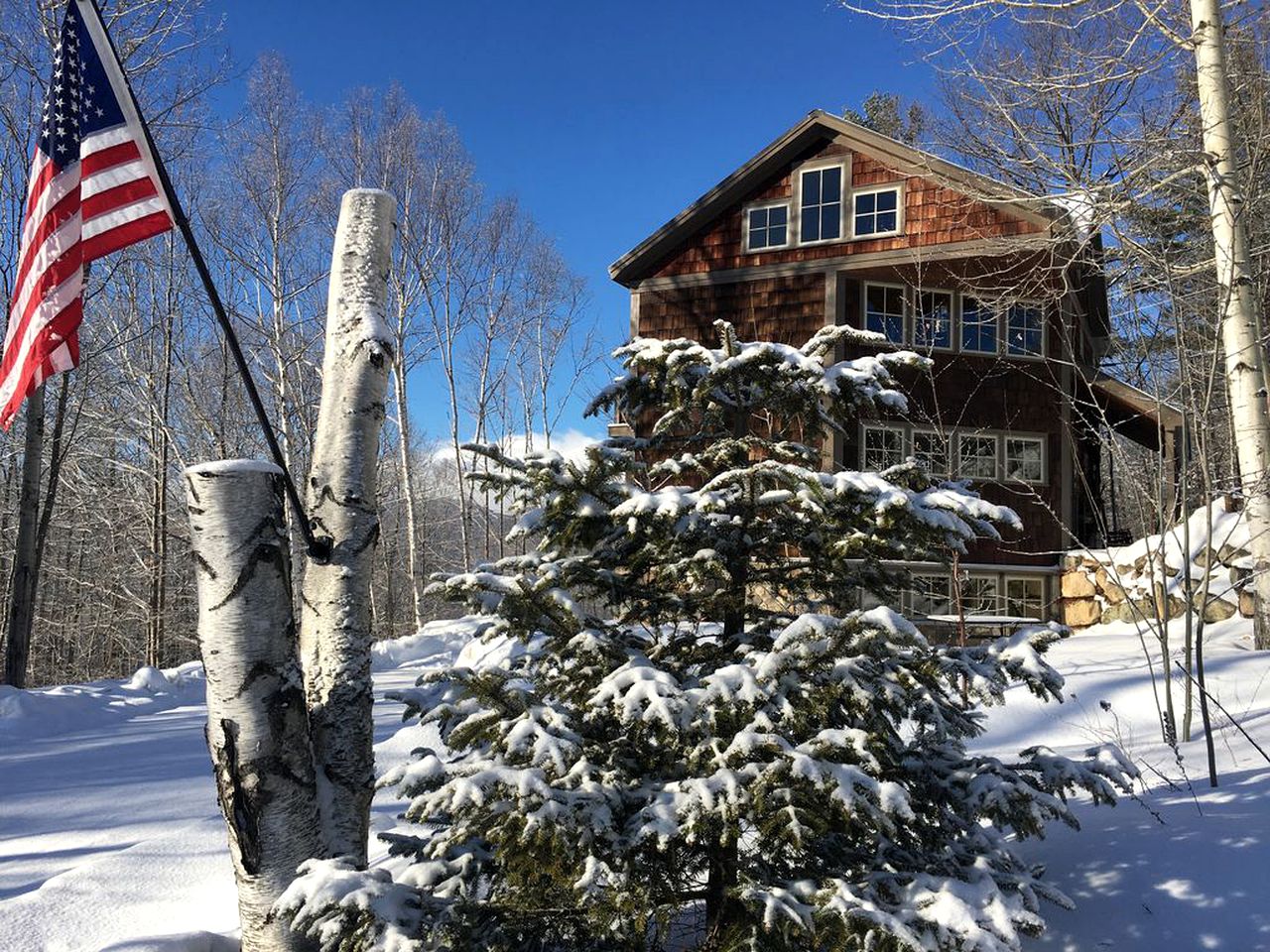 Private Rustic Cabin with Ski-In and Ski-Out Access in Jackson, New Hampshire