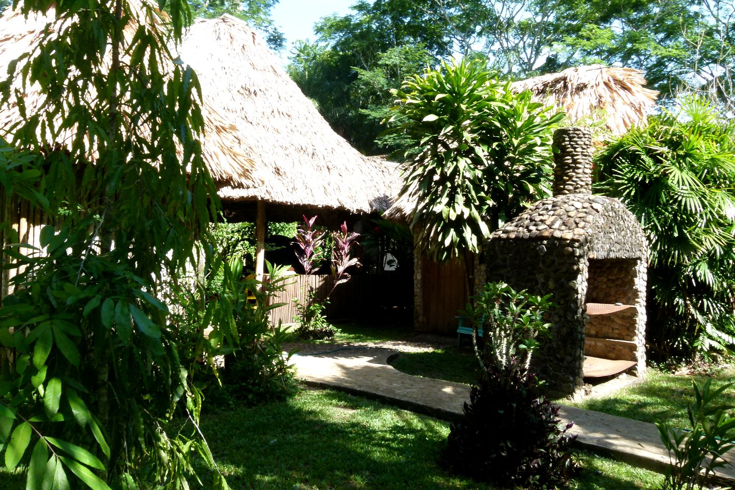 Family-Friendly Cabana Rental with Covered Veranda in Cayo District, Belize