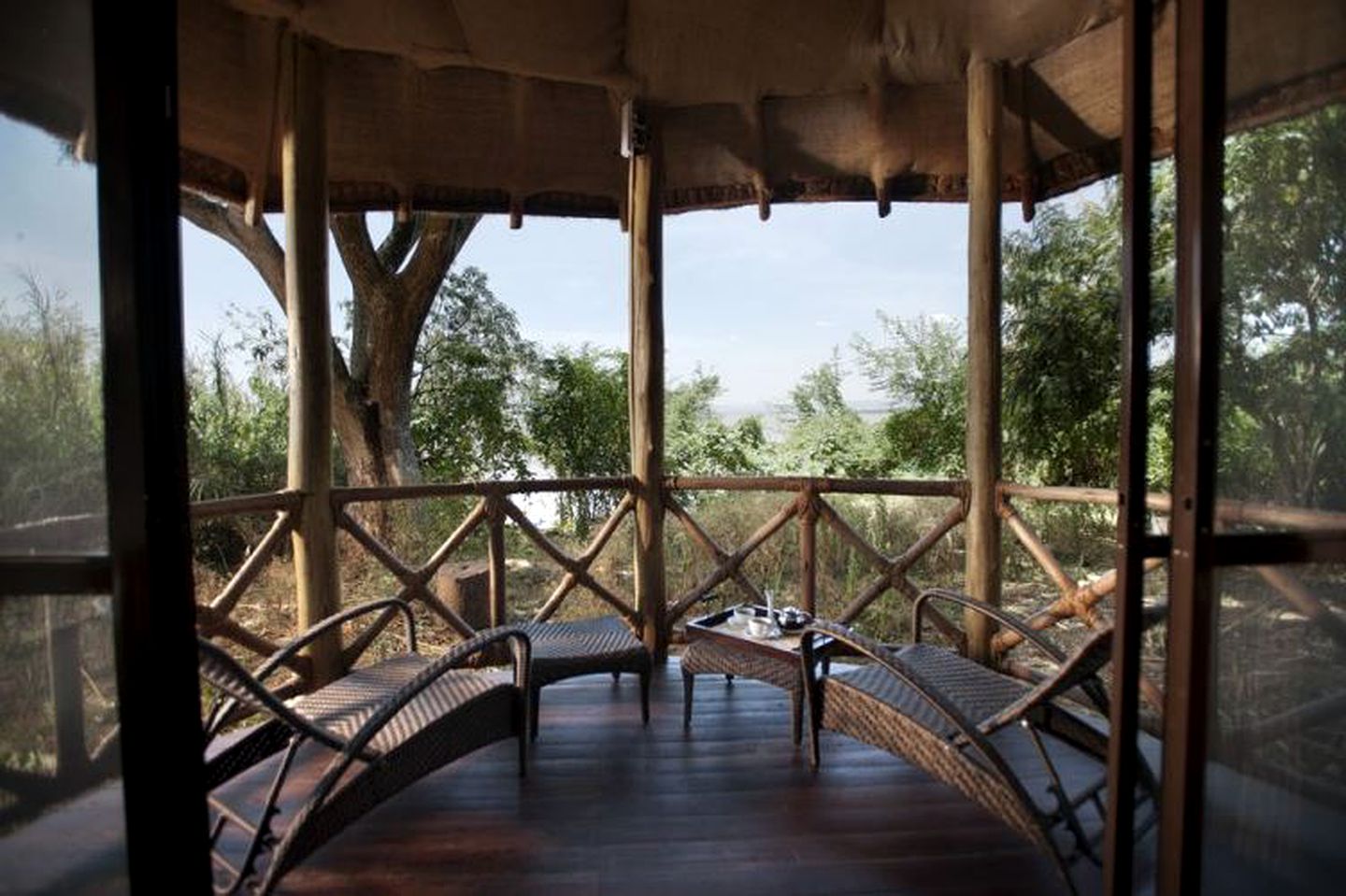 Romantic Cabin Getaway with Lake Victoria Views in Kisumu, Kenya