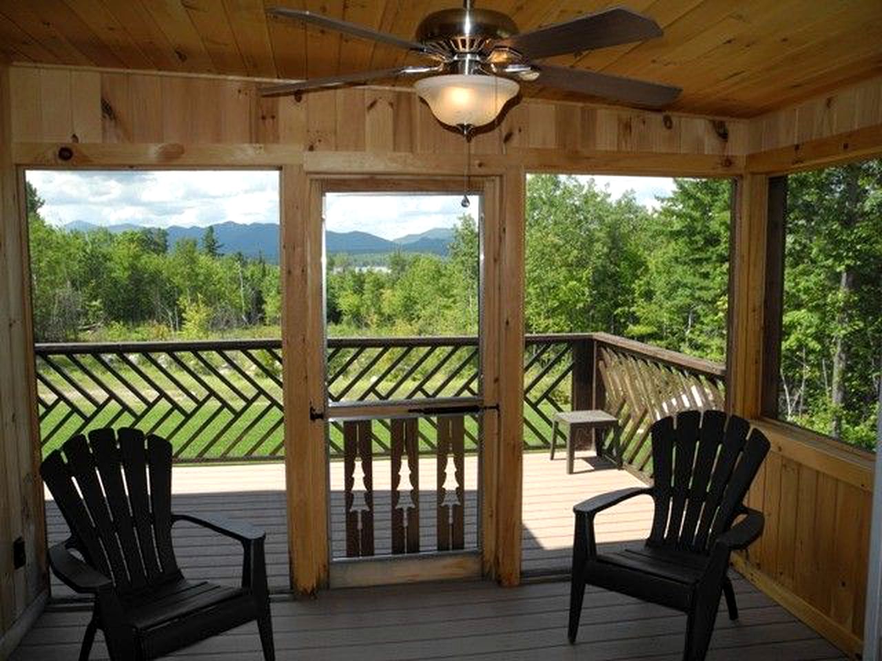 Impressive Cabin Rental for Large Groups in Au Sable Forks, New York