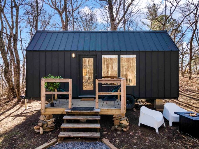 Incredible Tiny House with Fire Pit in Swannanoa, North Carolina