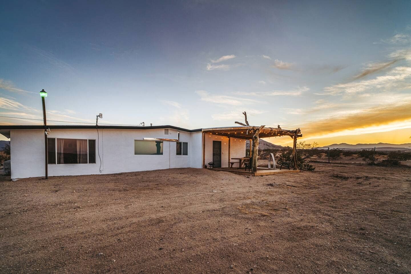 JT Ryokan LUNA - San Bernardino County near Joshua Tree, California