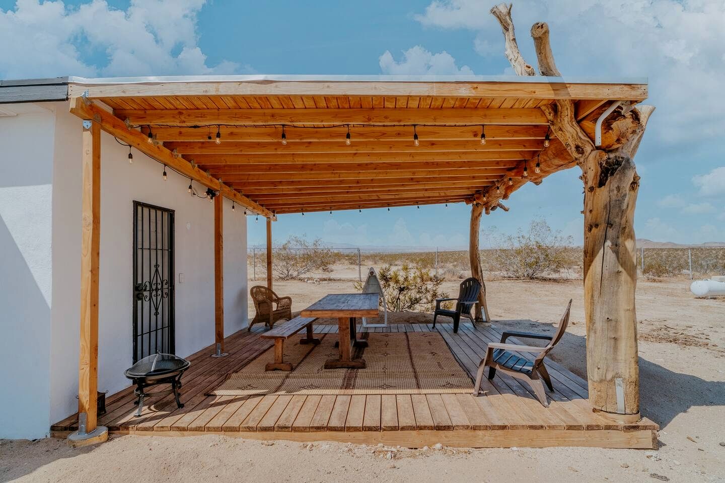 JT Ryokan LUNA - San Bernardino County near Joshua Tree, California