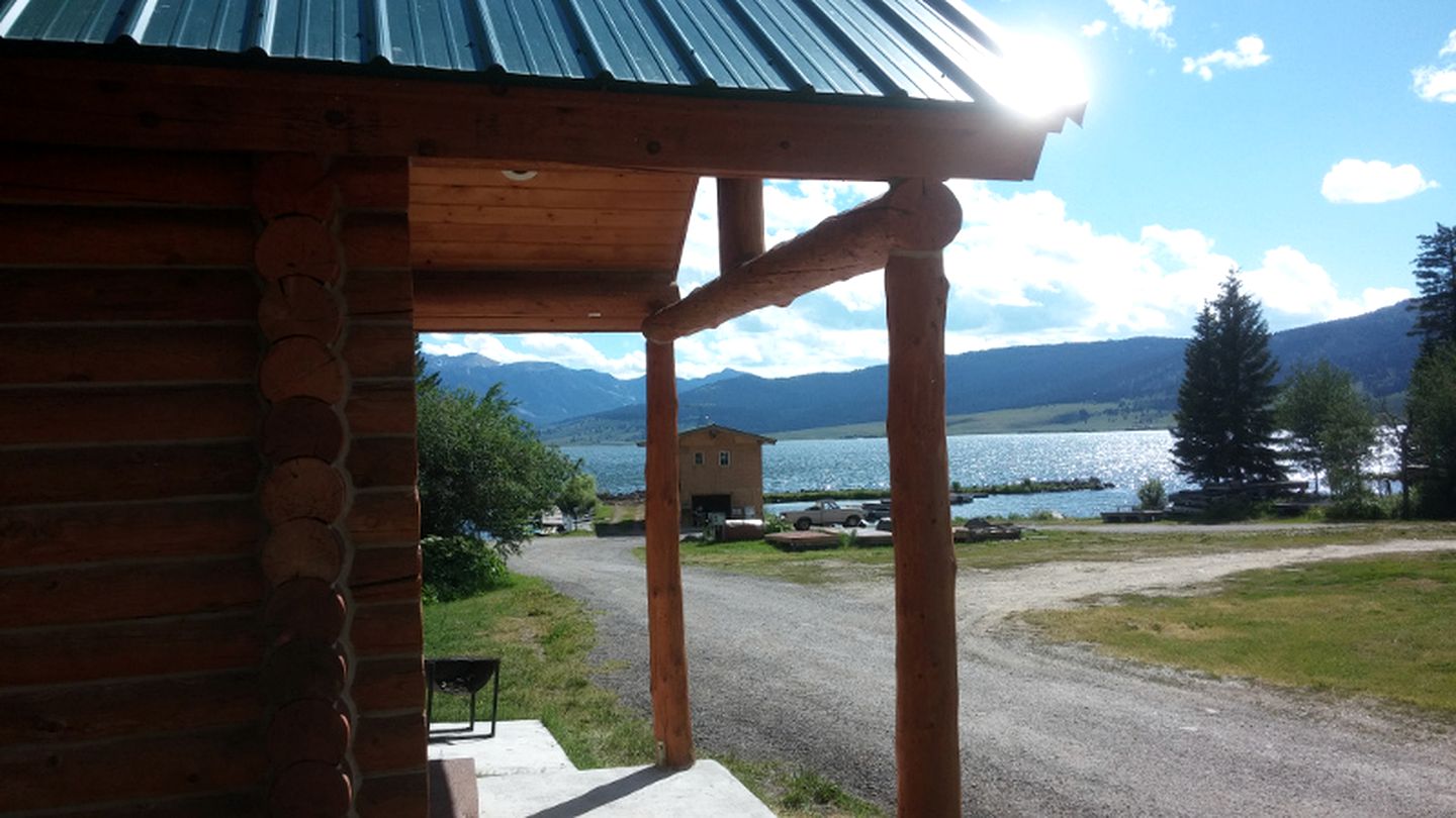 Camping Cabin with Beautiful Lake Views near Yellowstone in Island Park, Idaho