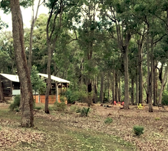 Cabins (Jalbarragup, Western Australia, Australia)