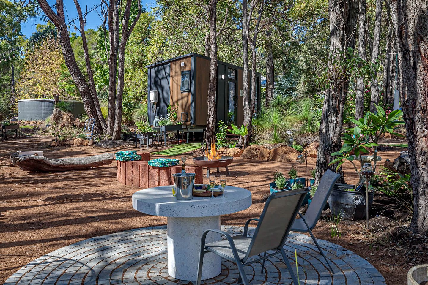 Peaceful Tiny House Retreat with Garden Pavilion near Armadale, Bedfordale WA