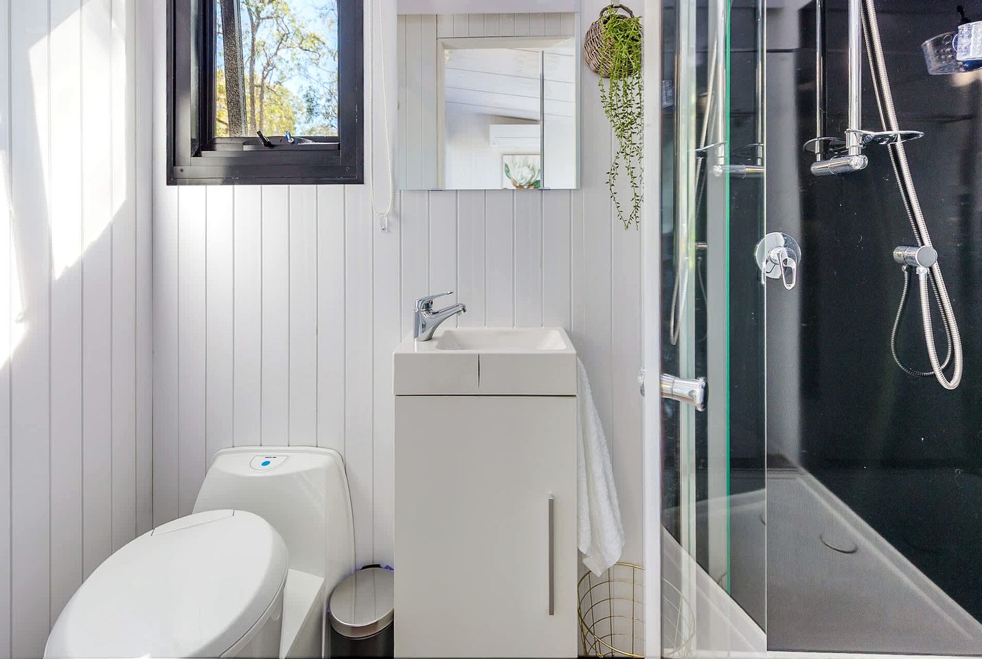 Peaceful Tiny House Retreat with Garden Pavilion near Armadale, Bedfordale WA