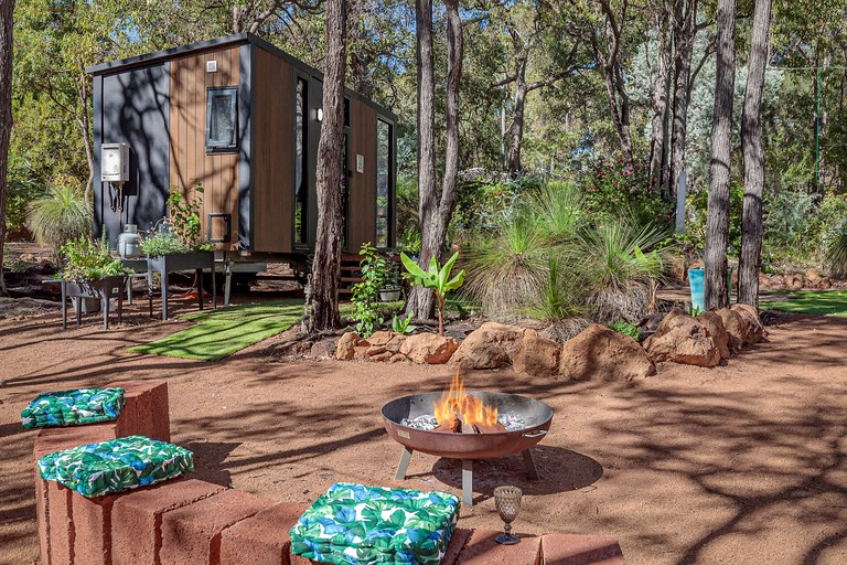 Tiny Houses (Australia, Bedfordale, Western Australia)