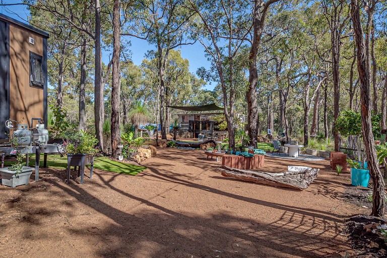Tiny Houses (Australia, Bedfordale, Western Australia)