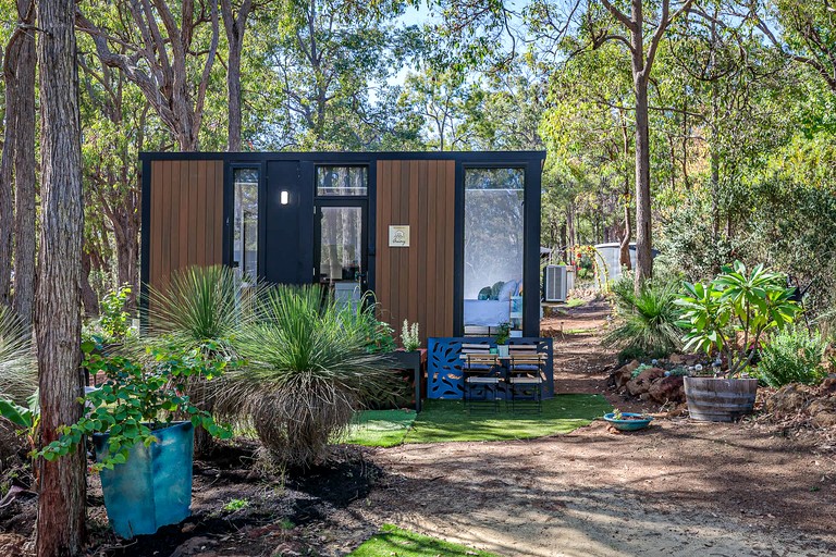 Tiny Houses (Australia, Bedfordale, Western Australia)