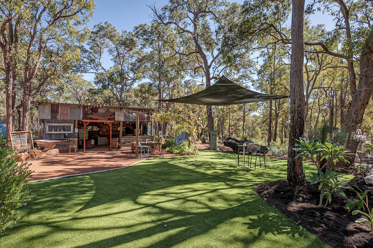 Tiny Houses (Australia, Bedfordale, Western Australia)