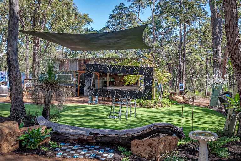 Tiny Houses (Australia, Bedfordale, Western Australia)