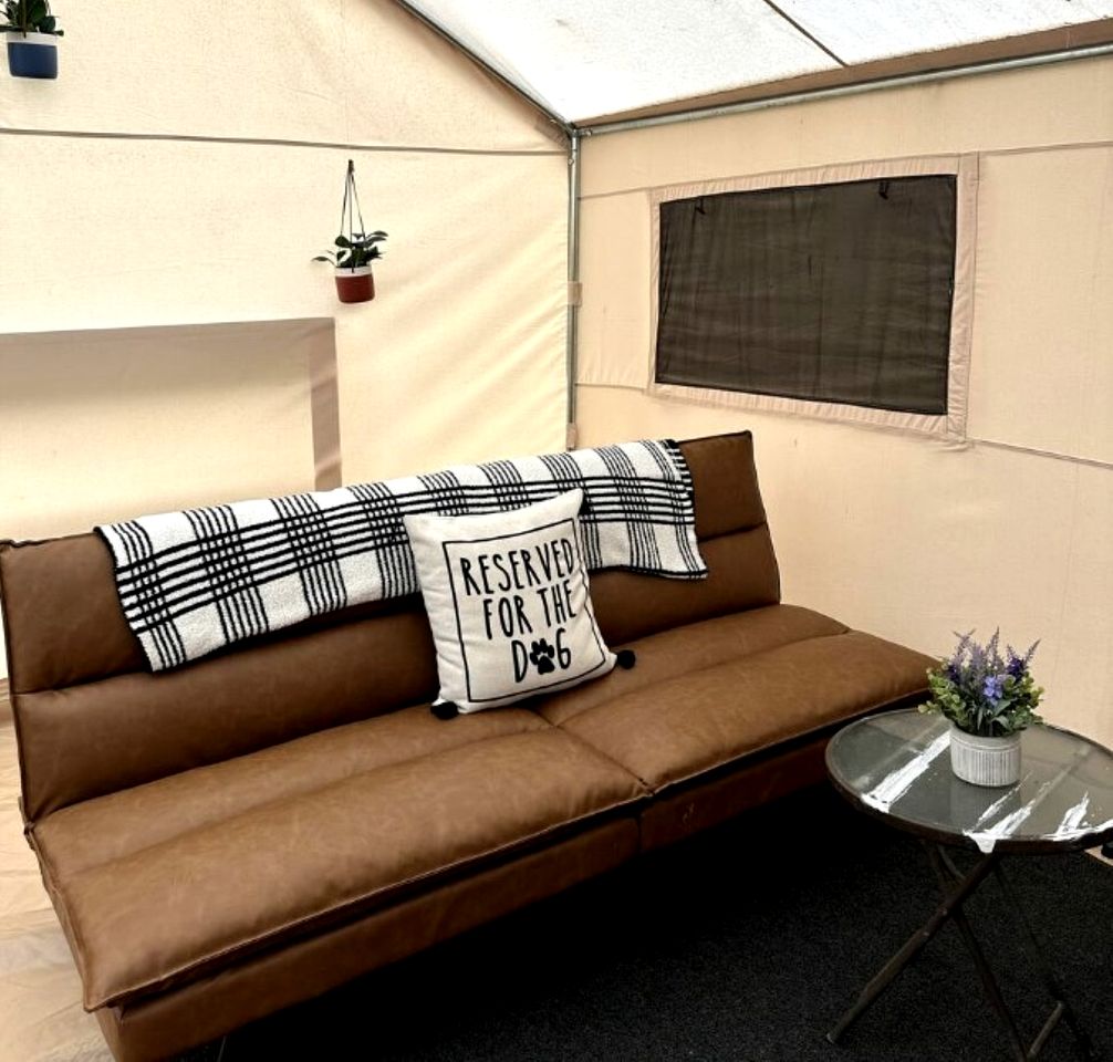 Secluded Safari Tent Nestled Amidst Trees in Murfreesboro, Arkansas