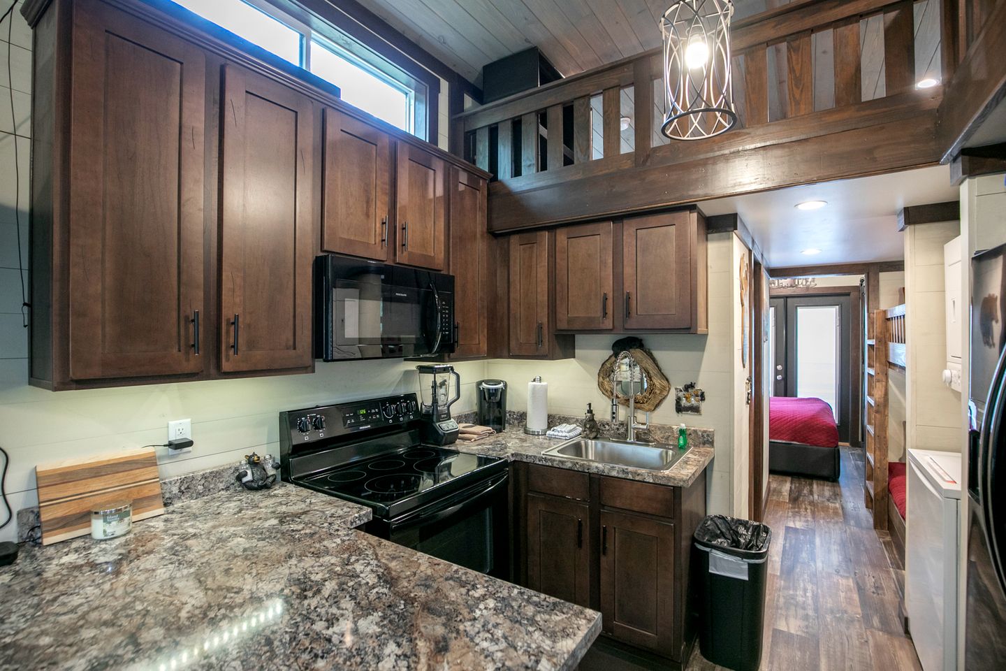 Stunning Cottage Nestled Amidst Trees with Fire Pit in Monteagle, Tennessee
