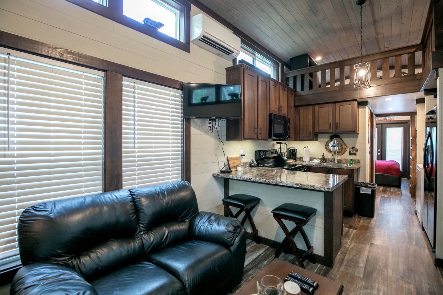Stunning Cottage Nestled Amidst Trees with Fire Pit in Monteagle, Tennessee