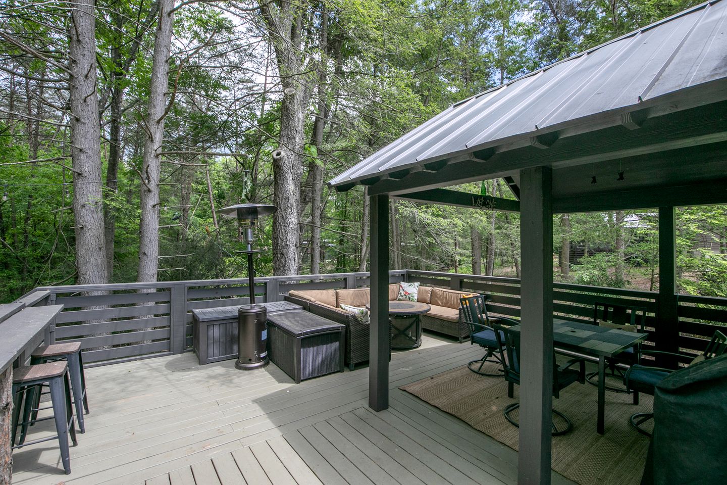 Stunning Cottage Nestled Amidst Trees with Fire Pit in Monteagle, Tennessee