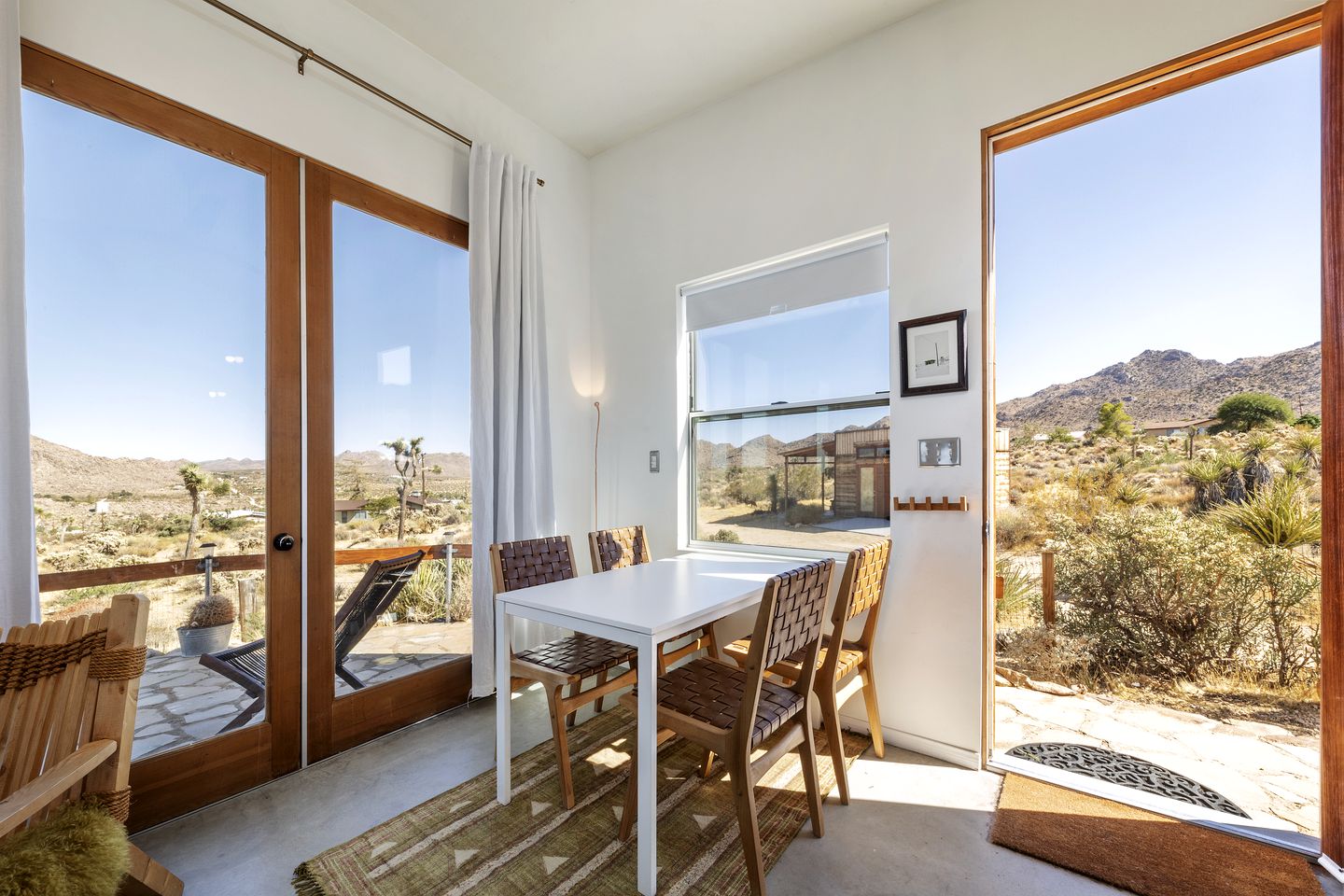 Cozy Cottage Rental in Joshua Tree, with Wonderful Views of the Mojave