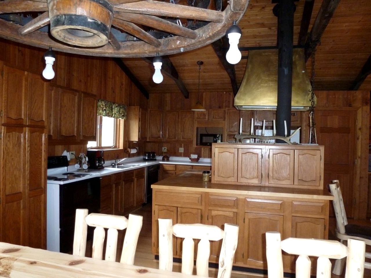 Mountain Ranch House near Big Hole River in Butte, Montana