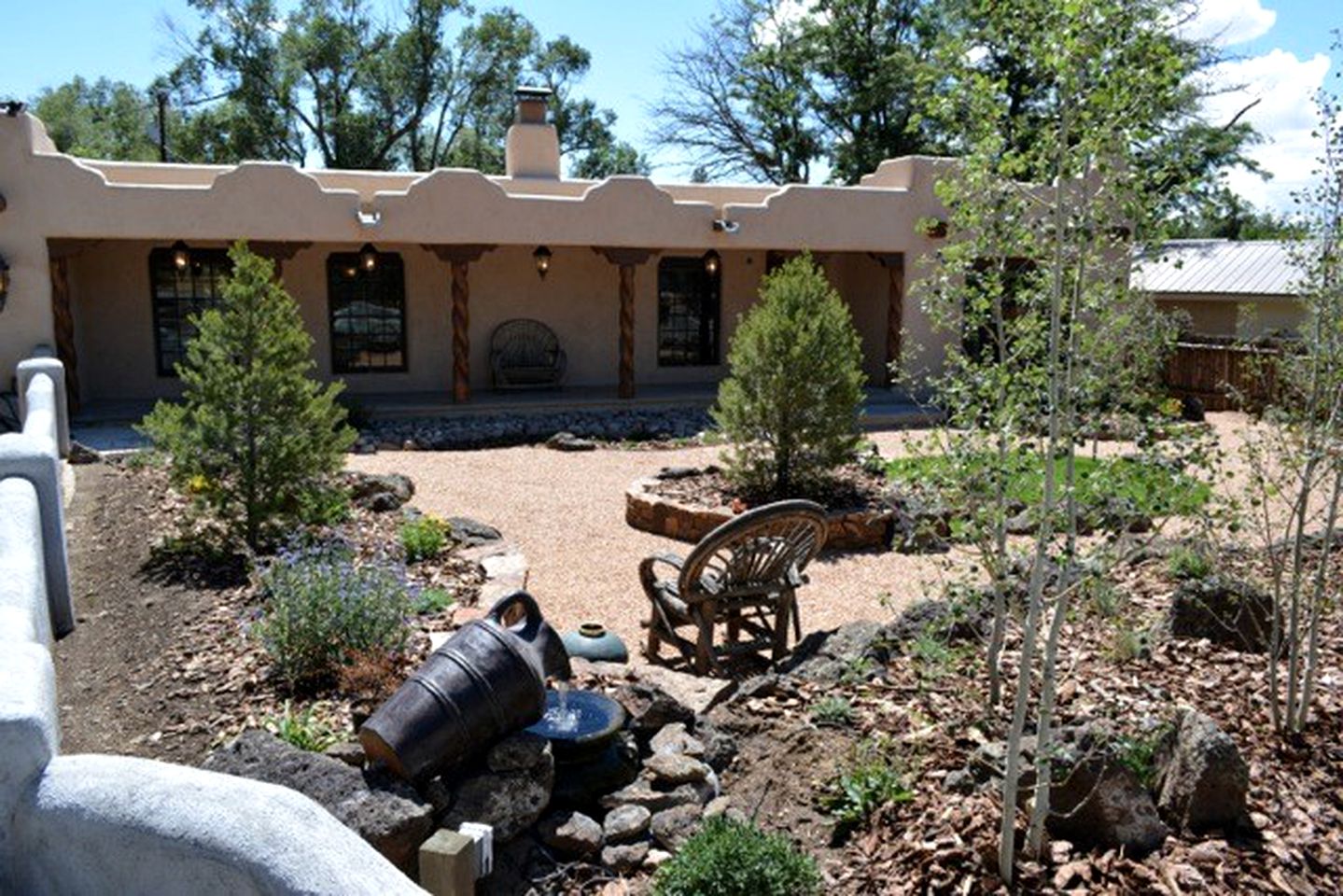 Southwestern Charm at Luxury Adobe Villa with Hot Tub in Taos, New Mexico